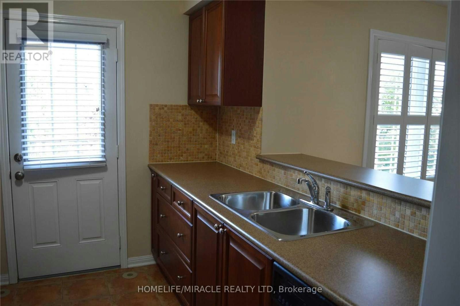 918 Burgess Gardens, Milton, ON, L9T 0K8 - 6