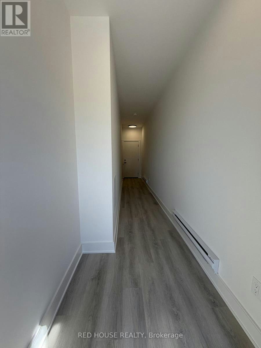 236 Ellis Avenue, St. Catharines, ON, L2P 0H2 - 2