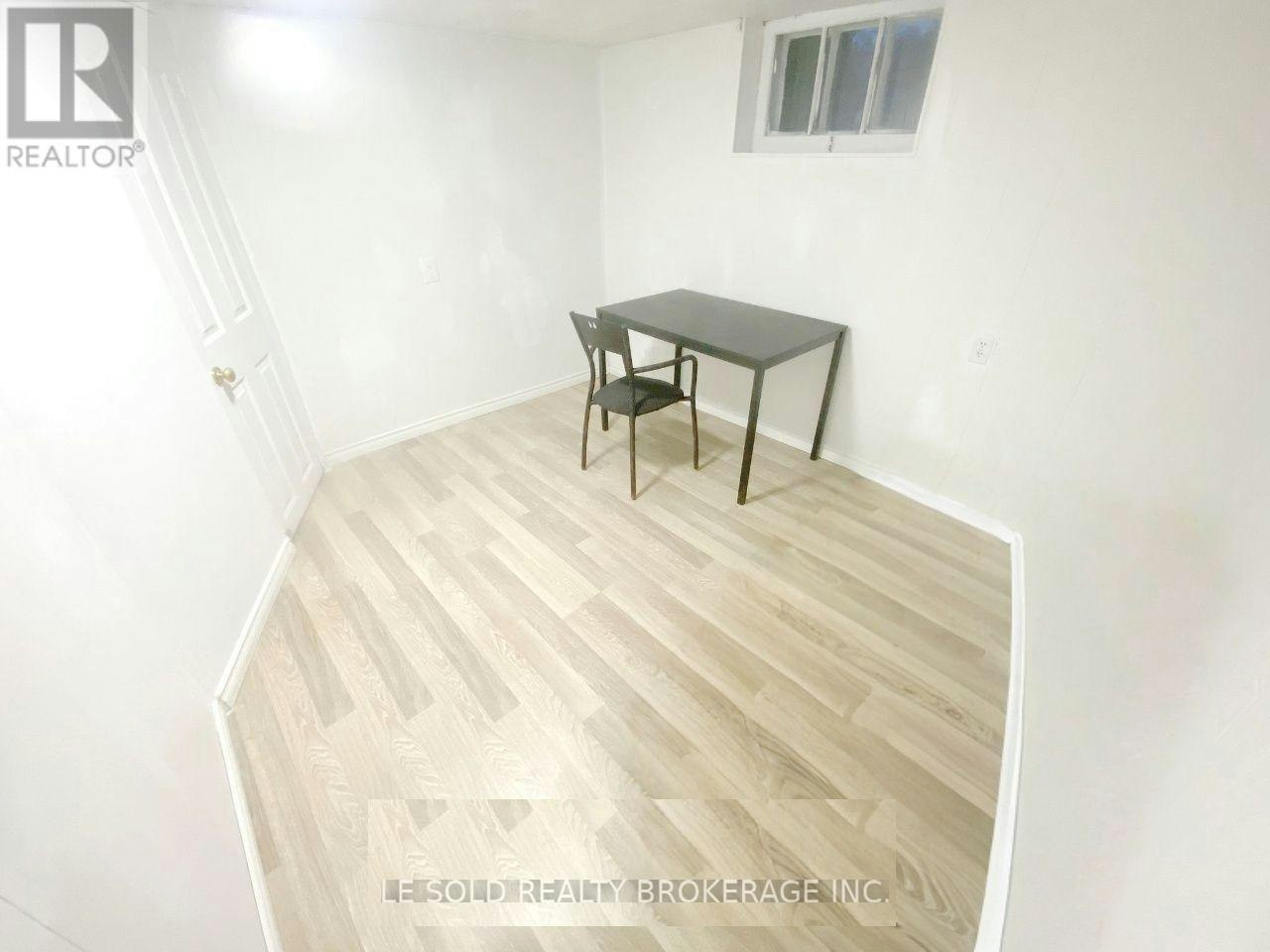 ROOM BSMT-112 Leland Street, Hamilton, ON, L8S 3A2 - 4
