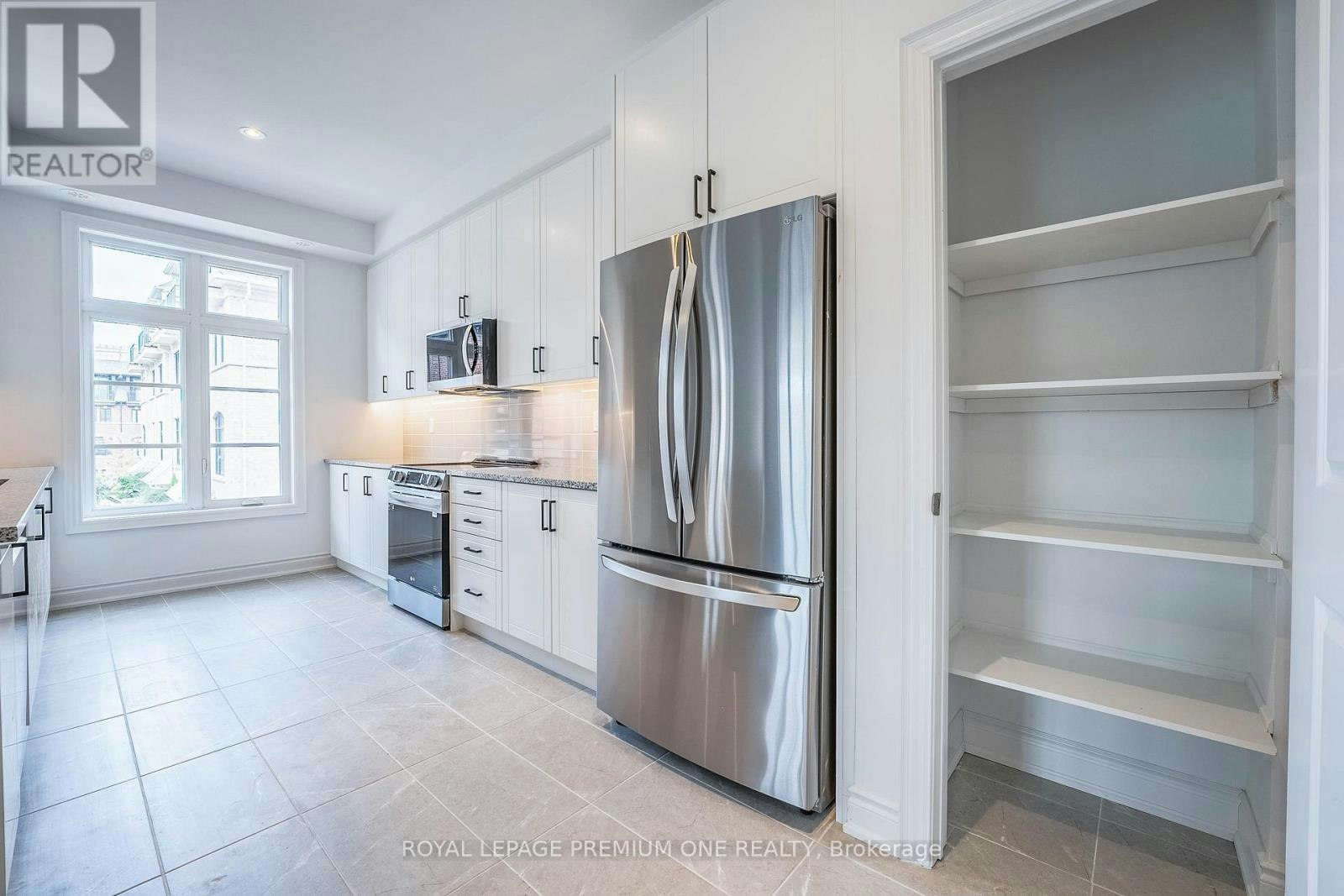 52-30 Lunar Crescent, Mississauga, ON, L5M 2R5 - 4