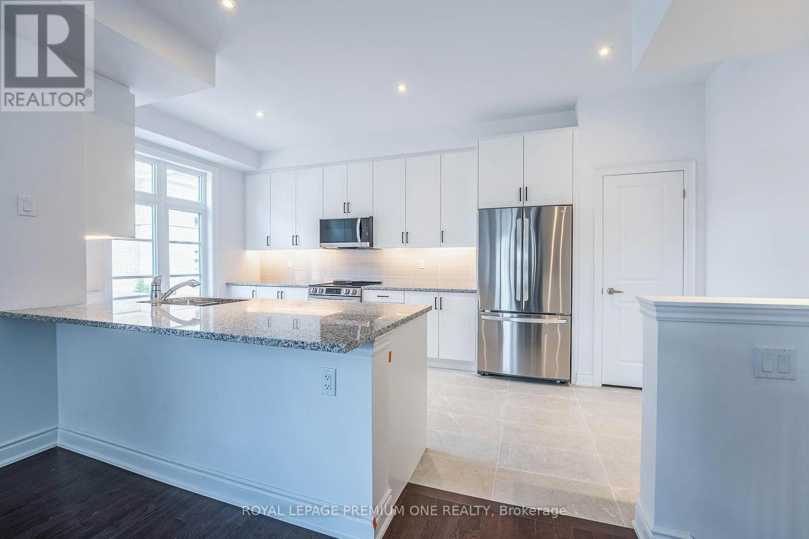 52-30 Lunar Crescent, Mississauga, ON, L5M 2R5 - 8