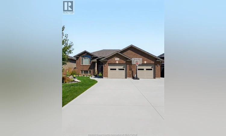 1358 Colonial Crossing