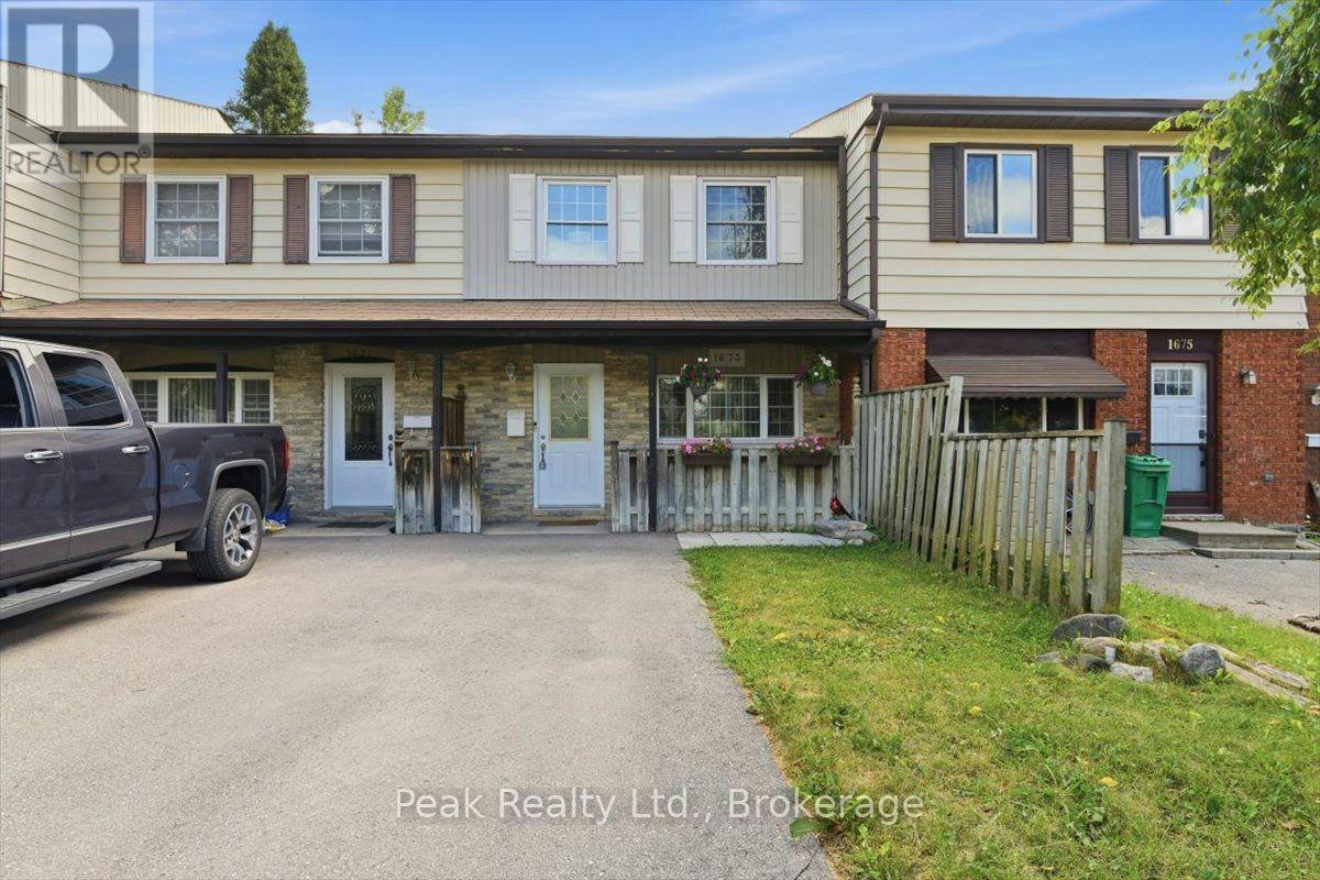 1673 Applewood Crescent, Peterborough, ON, K9K 1N3