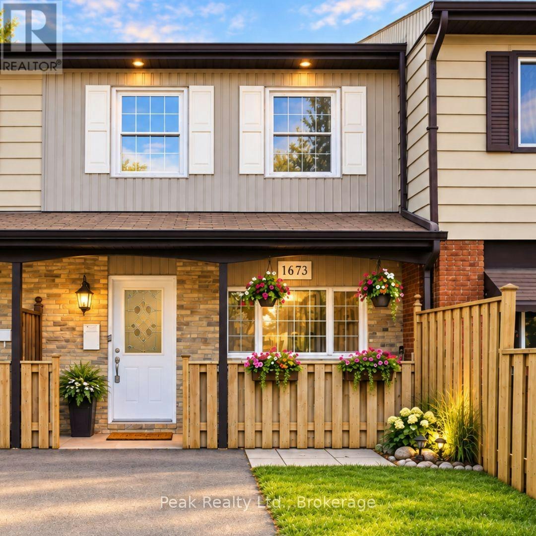 1673 Applewood Crescent, Peterborough, ON, K9K 1N3