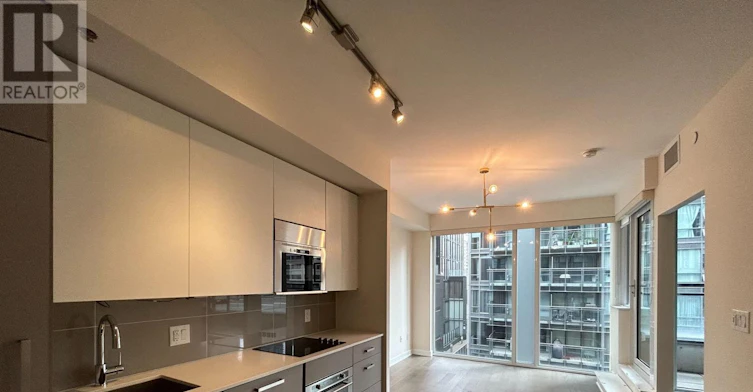409-17 Dundonald Street, Toronto, ON, M4Y 1K3 - 13