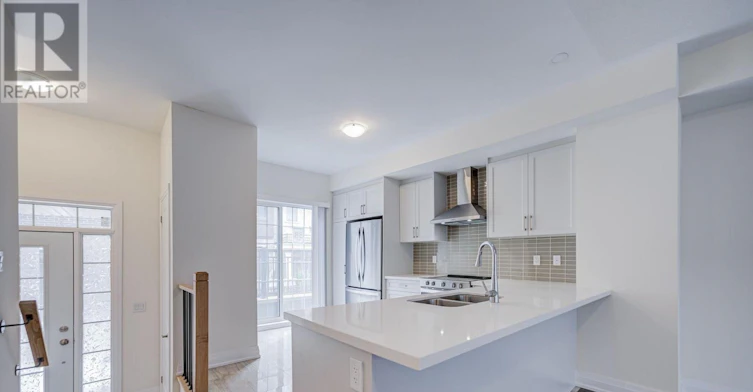 97 Clippers Crescent, Whitchurch-Stouffville, ON, L4A 4X7 - 10