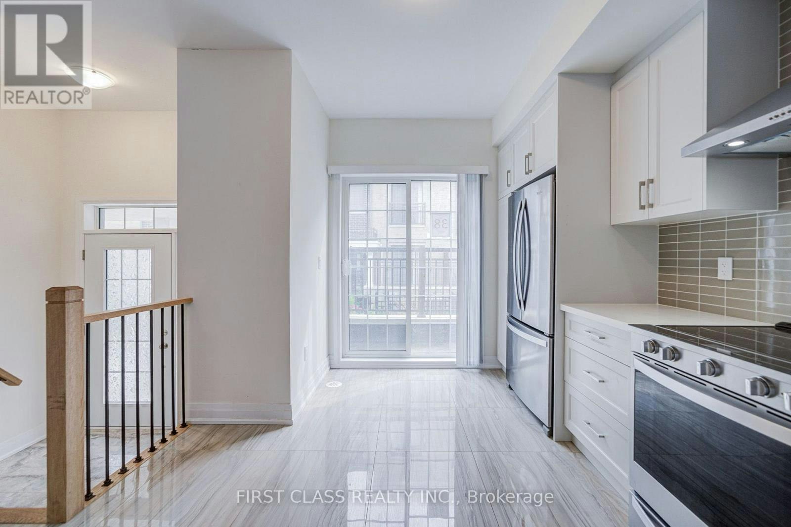 97 Clippers Crescent, Whitchurch-Stouffville, ON, L4A 4X7 - 12