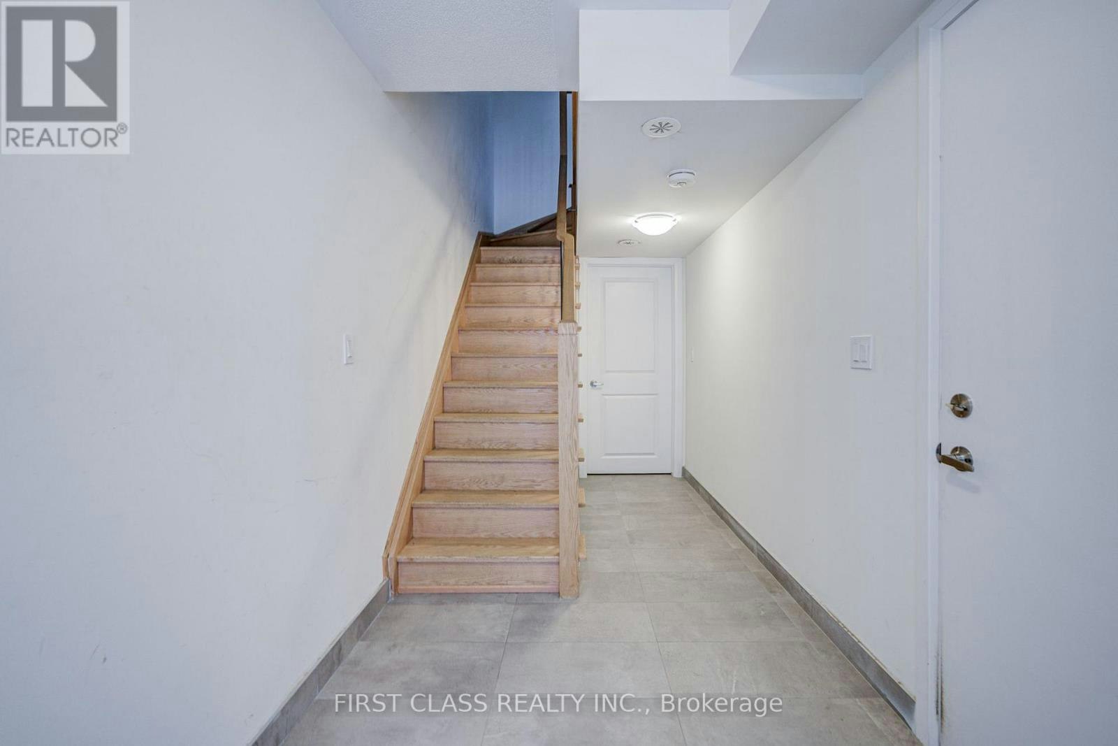97 Clippers Crescent, Whitchurch-Stouffville, ON, L4A 4X7 - 5