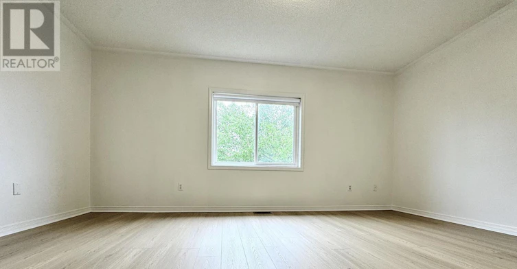 5684 Volpe Avenue, Mississauga, ON, L5V 3A5 - 12