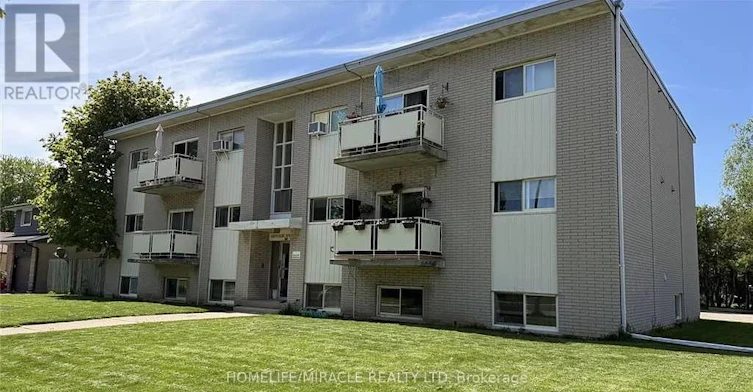 202-206 Indian Road, Kitchener, ON, N2B 2S9