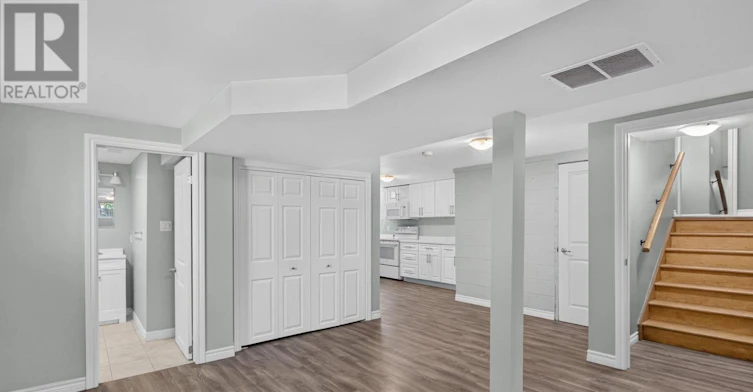 2 (LOWER-294 Jones Road, Hamilton, ON, L8E 5L8 - 6