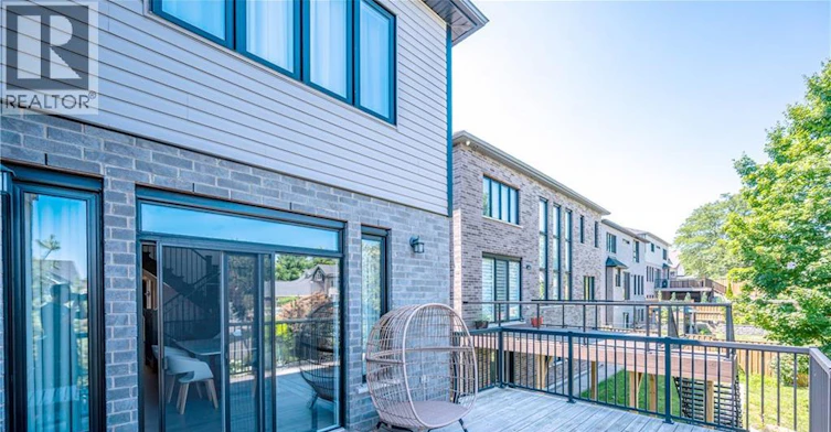Upper-30 Falconridge Drive, Kitchener, ON, N2K 0G1 - 32