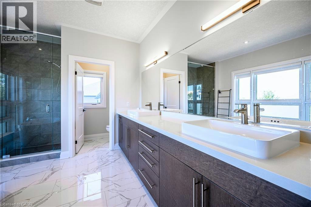 Upper-30 Falconridge Drive, Kitchener, ON, N2K 0G1 - 29