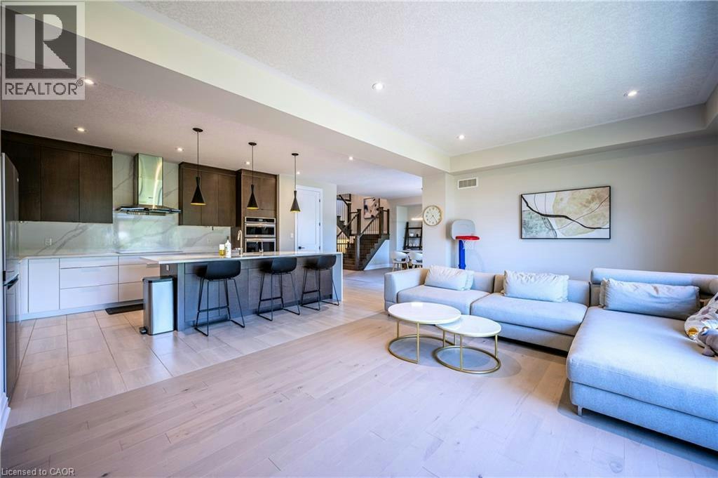 Upper-30 Falconridge Drive, Kitchener, ON, N2K 0G1 - 18