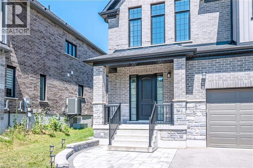Upper-30 Falconridge Drive, Kitchener, ON, N2K 0G1 - 3