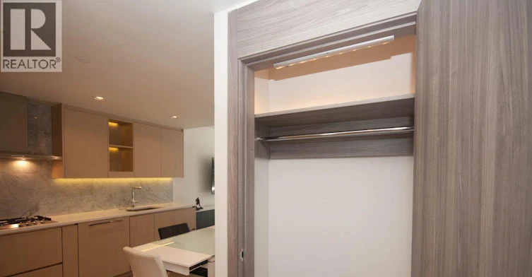 202-89 Nelson Street, Vancouver, BC, V6Z 3G7 - 17