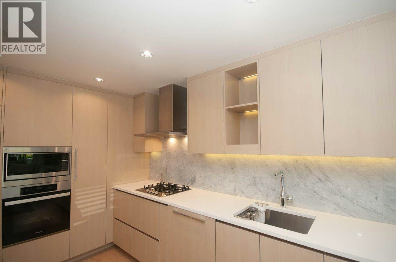 202-89 Nelson Street, Vancouver, BC, V6Z 3G7 - 13