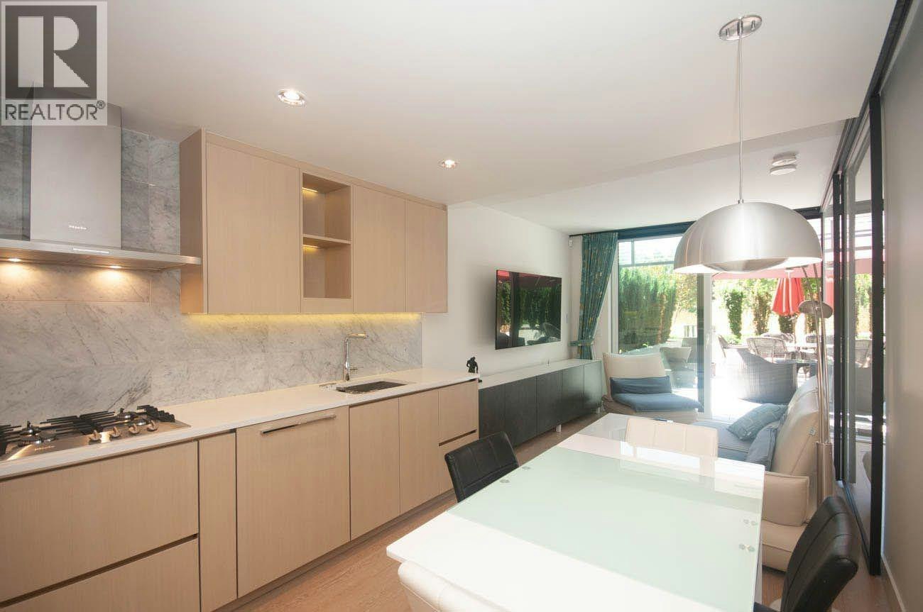 202-89 Nelson Street, Vancouver, BC, V6Z 3G7 - 6