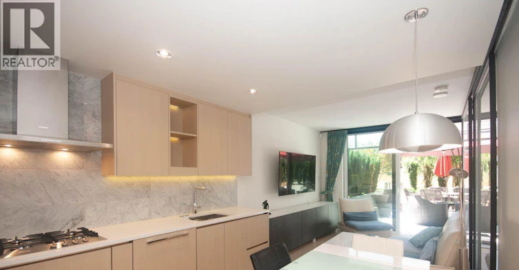 202-89 Nelson Street, Vancouver, BC, V6Z 3G7 - 6