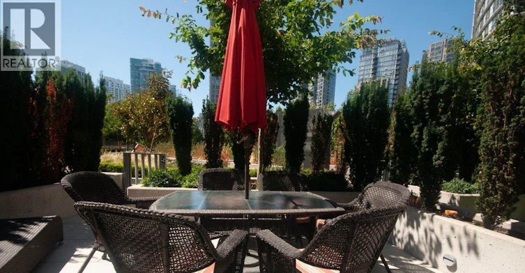 202-89 Nelson Street, Vancouver, BC, V6Z 3G7 - 22