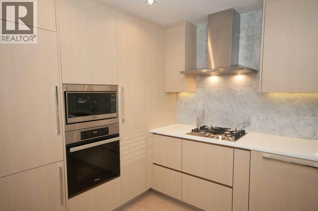 202-89 Nelson Street, Vancouver, BC, V6Z 3G7 - 14