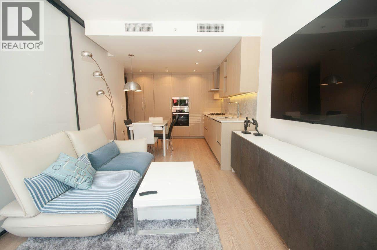 202-89 Nelson Street, Vancouver, BC, V6Z 3G7 - 3