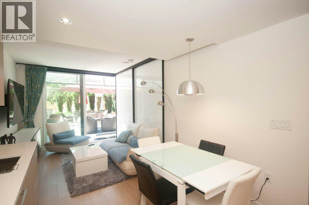 202-89 Nelson Street, Vancouver, BC, V6Z 3G7