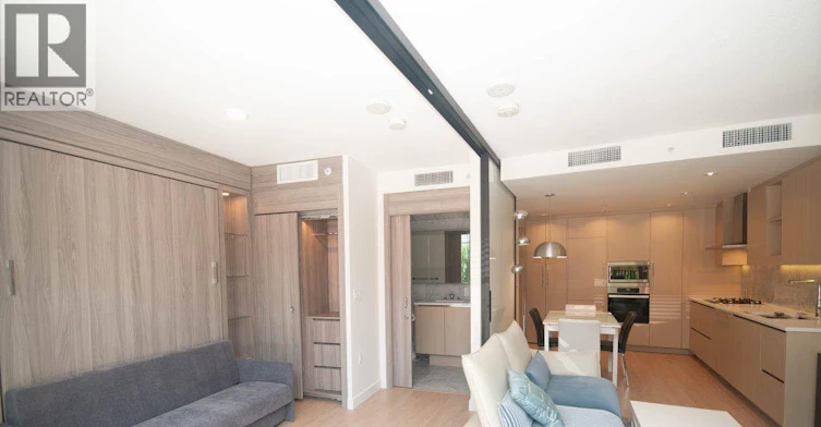 202-89 Nelson Street, Vancouver, BC, V6Z 3G7 - 2