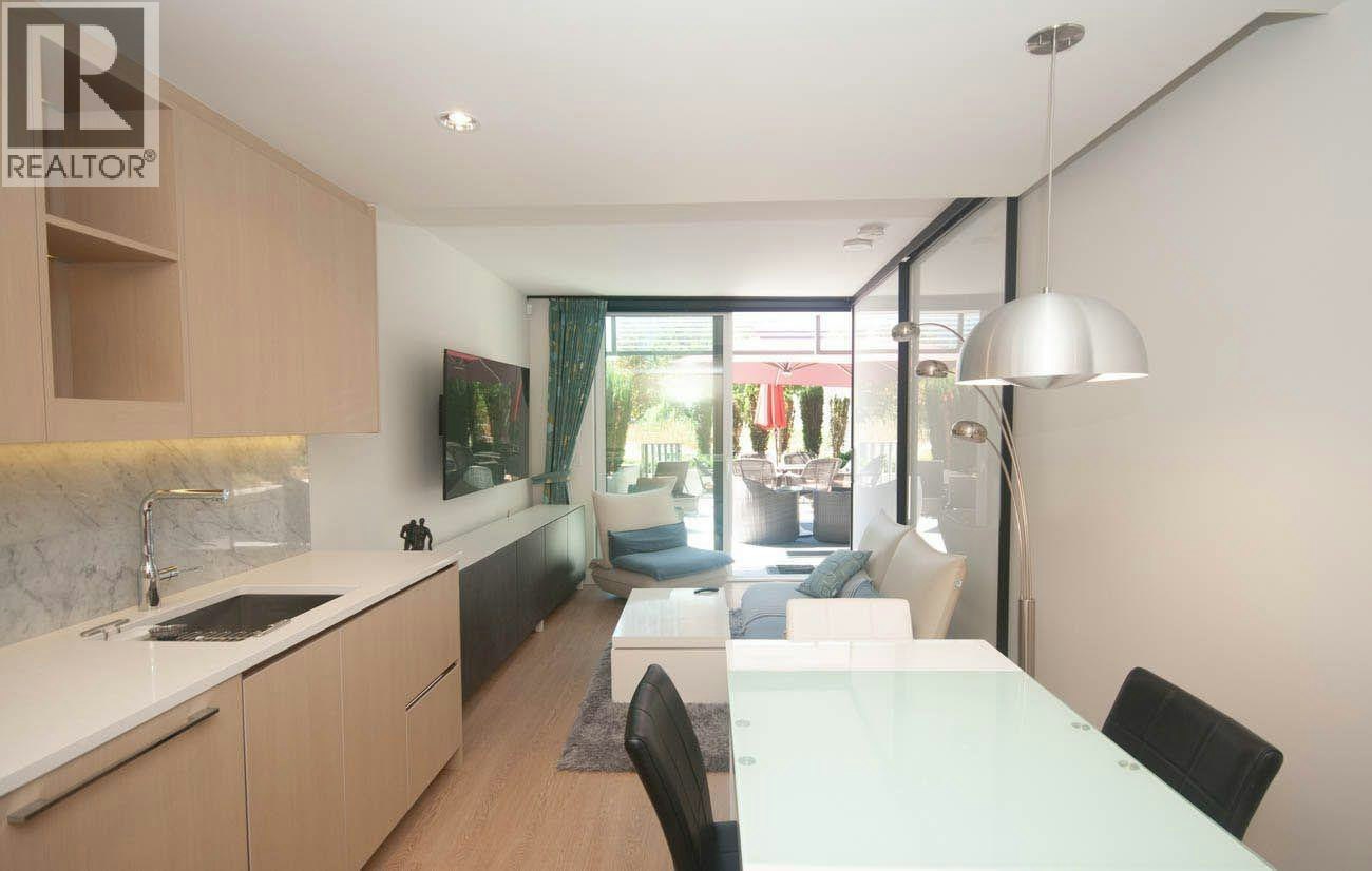 202-89 Nelson Street, Vancouver, BC, V6Z 3G7 - 4