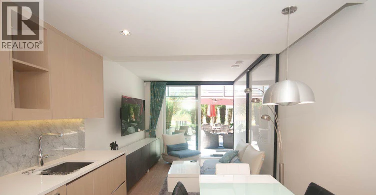 202-89 Nelson Street, Vancouver, BC, V6Z 3G7 - 4