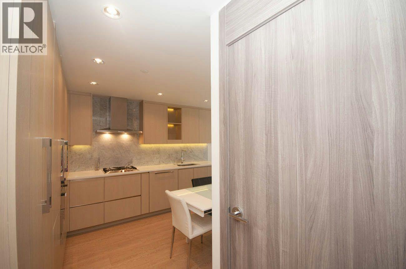 202-89 Nelson Street, Vancouver, BC, V6Z 3G7 - 16