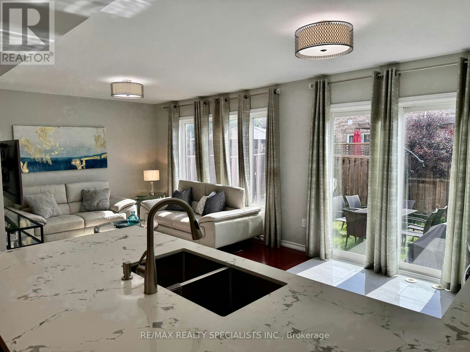 21 Mccandless Court, Milton, ON, L9T 2C4 - 7