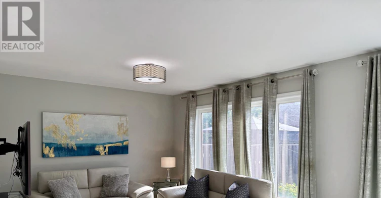 21 Mccandless Court, Milton, ON, L9T 2C4 - 3