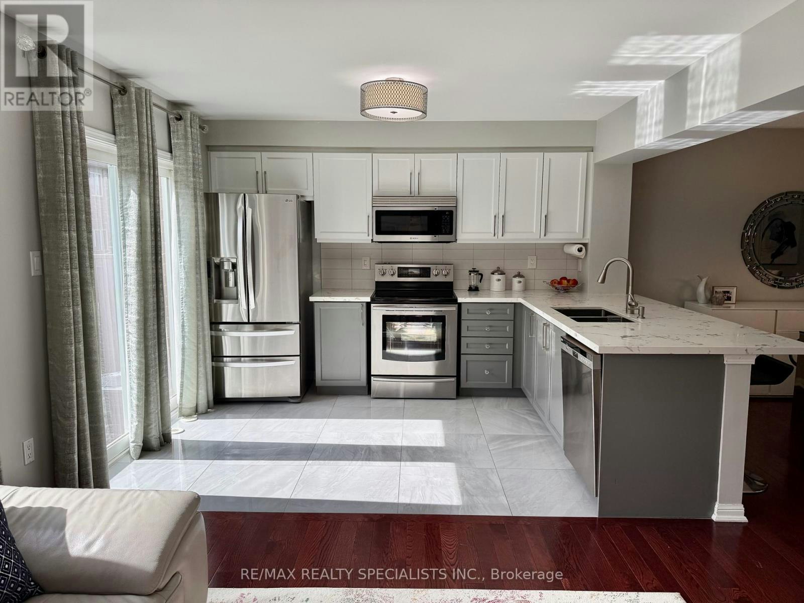21 Mccandless Court, Milton, ON, L9T 2C4 - 4