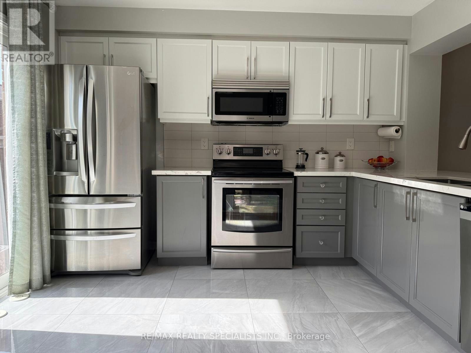 21 Mccandless Court, Milton, ON, L9T 2C4 - 5