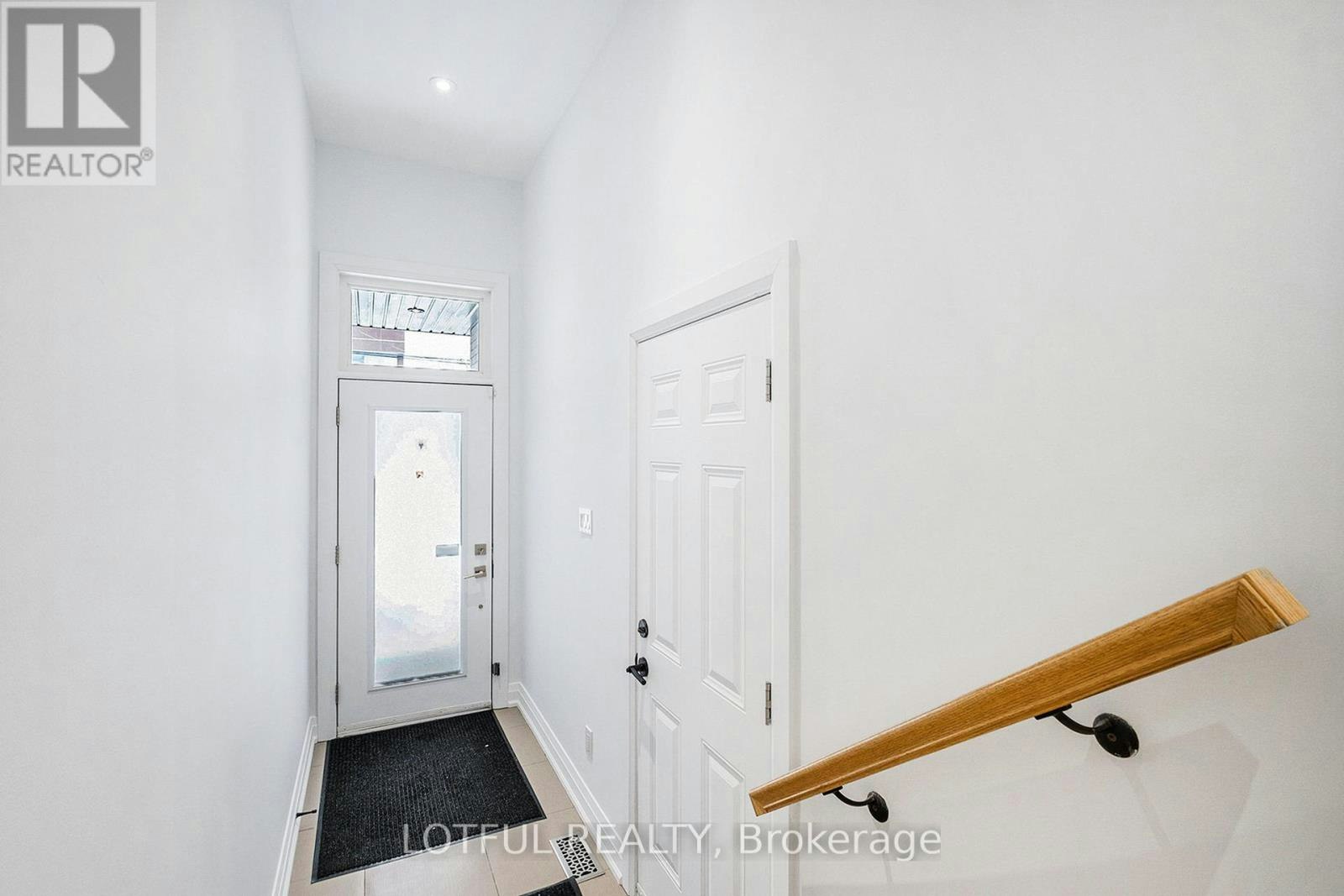 A-58 Young Street, Ottawa, ON, K1S 3H9 - 3