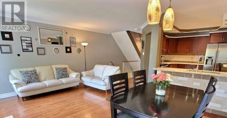 4 Rueter Street, Ottawa, ON, K2J 3Z9 - 12