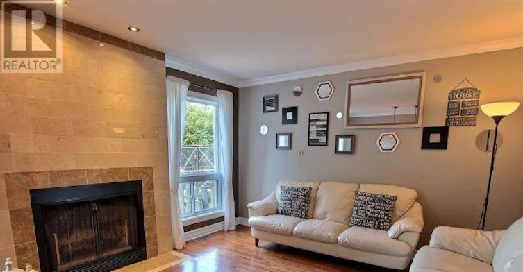 4 Rueter Street, Ottawa, ON, K2J 3Z9 - 15
