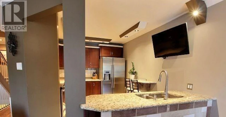 4 Rueter Street, Ottawa, ON, K2J 3Z9 - 6