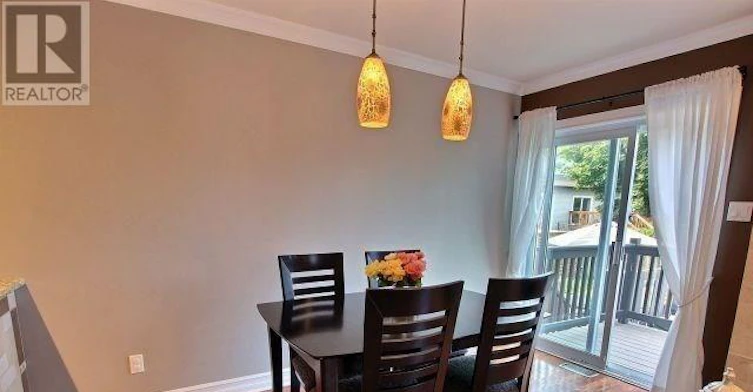 4 Rueter Street, Ottawa, ON, K2J 3Z9 - 11