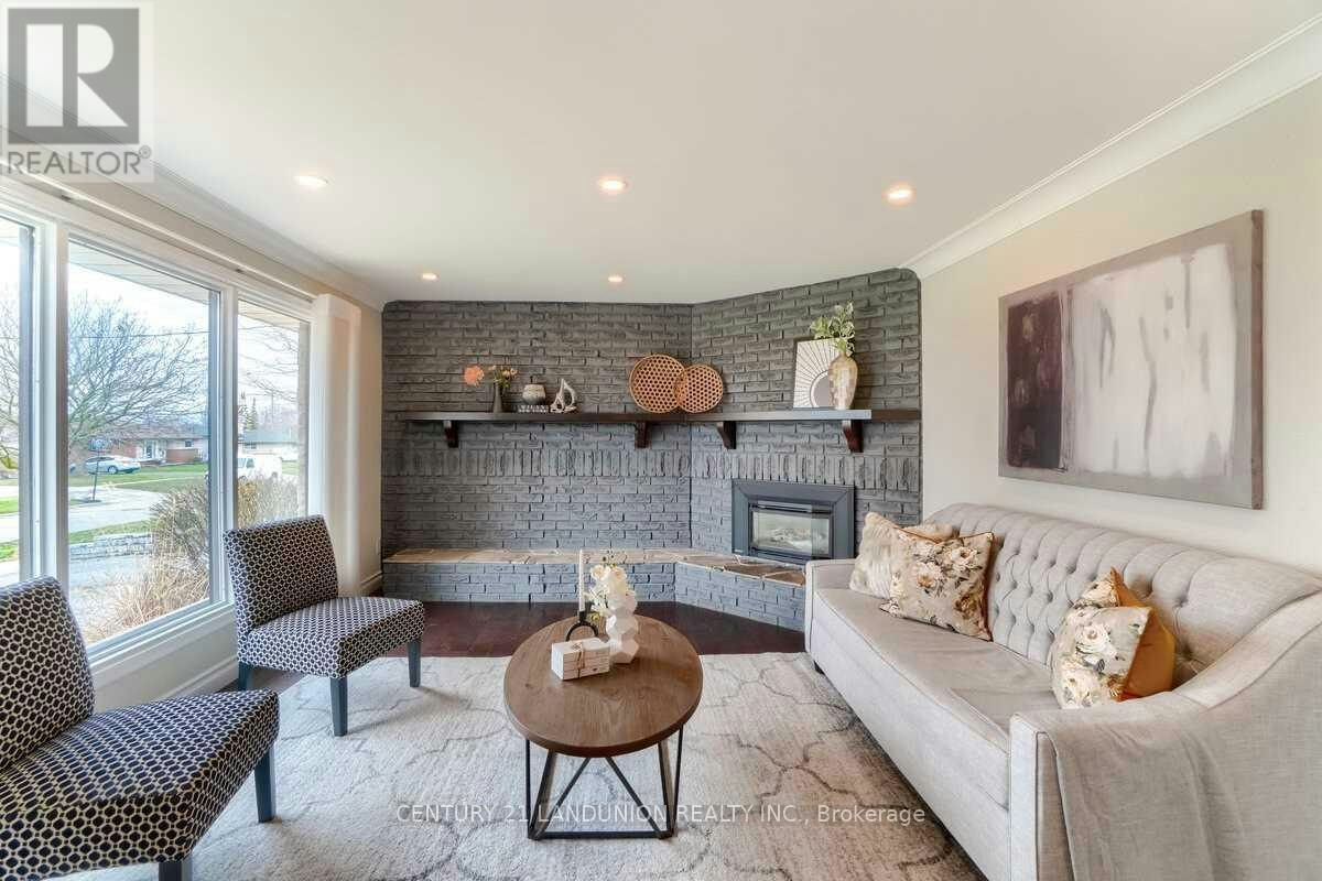 371 Elizabeth Street, Oshawa, ON, L1J 5S7 - 7