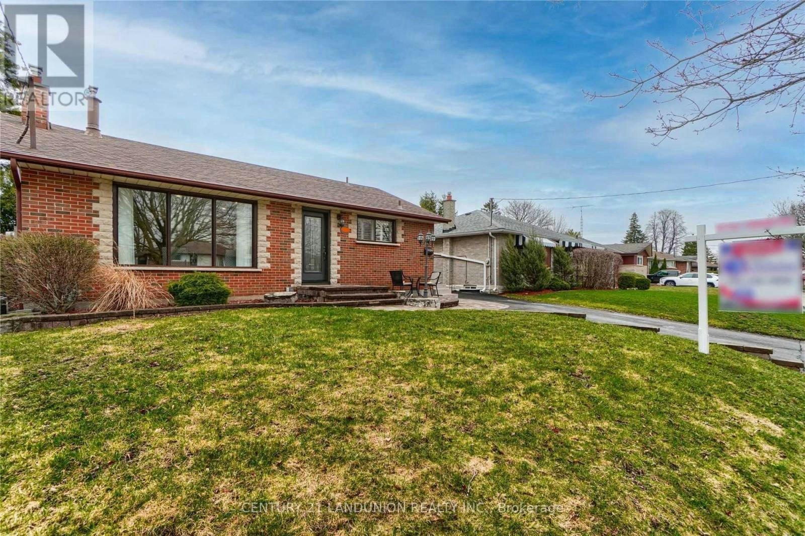 371 Elizabeth Street, Oshawa, ON, L1J 5S7 - 3