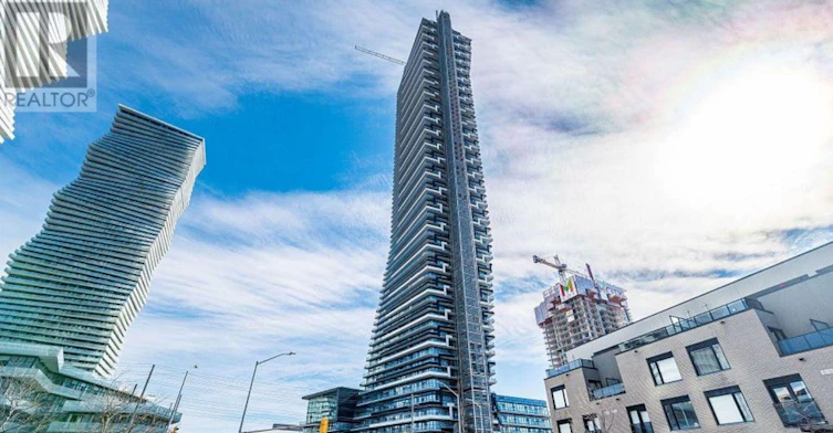 7003-448 Burnhamthorpe Road W, Mississauga, ON, L5B 0R4