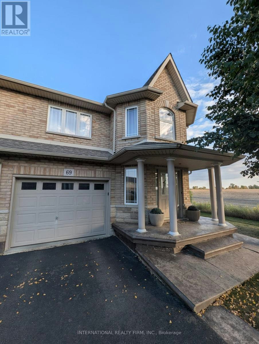 69 Periwinkle Drive, Hamilton, ON, L0R 1P0