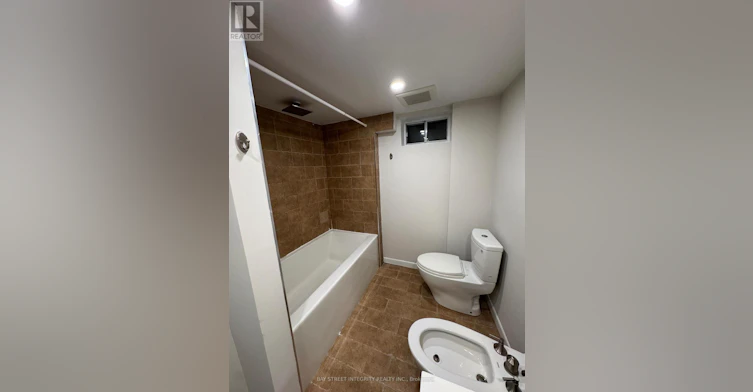 244 King Edward Avenue, Toronto, ON, M4C 5K1 - 10