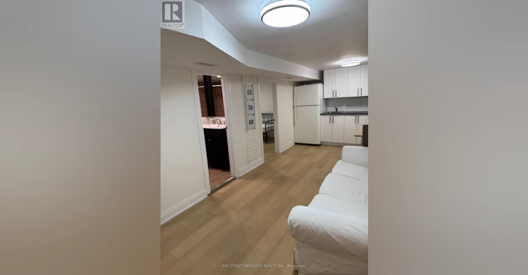 244 King Edward Avenue, Toronto, ON, M4C 5K1 - 3