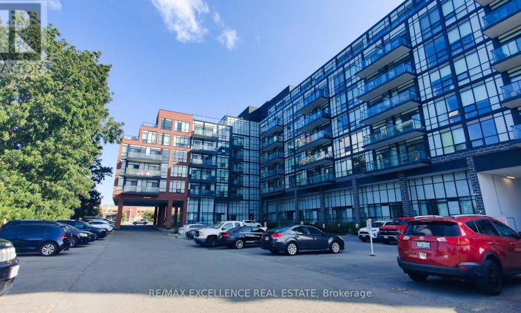 524-681 Yonge Street