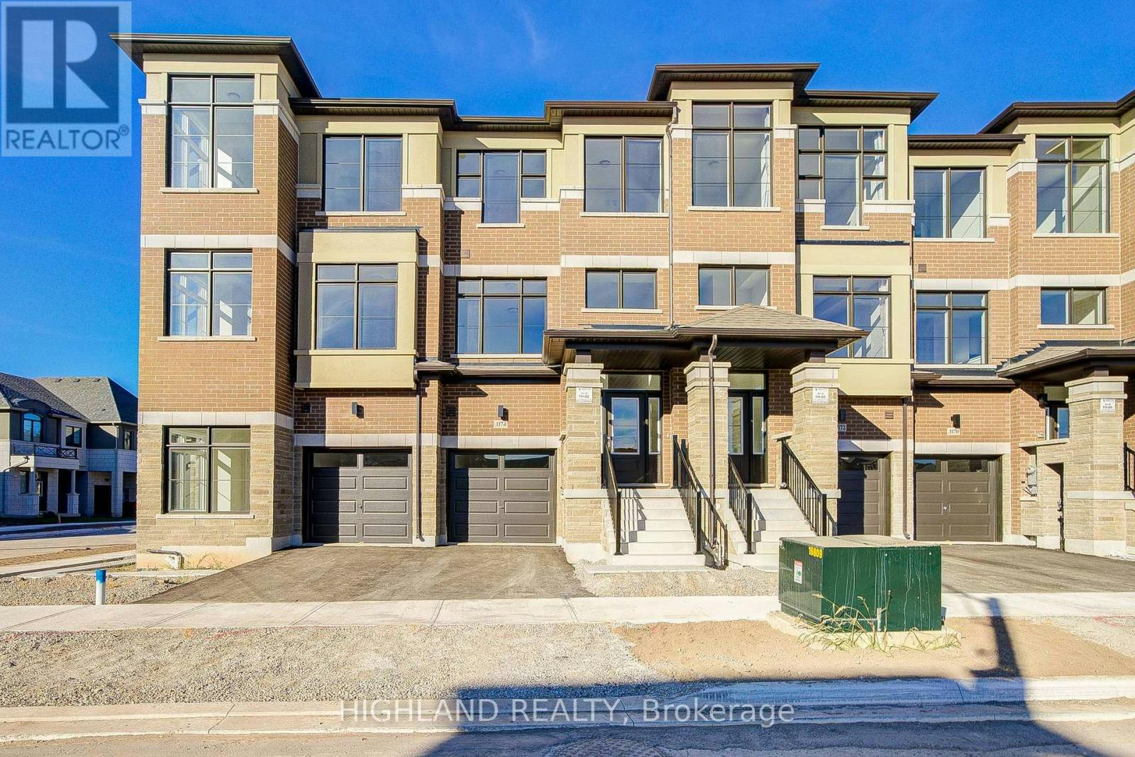 1174 Dartmouth Crescent, Oakville, ON, L6H 8C3
