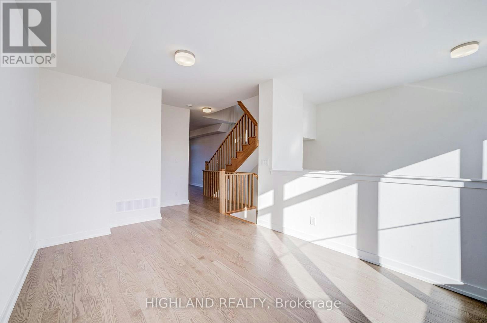1174 Dartmouth Crescent, Oakville, ON, L6H 8C3 - 6