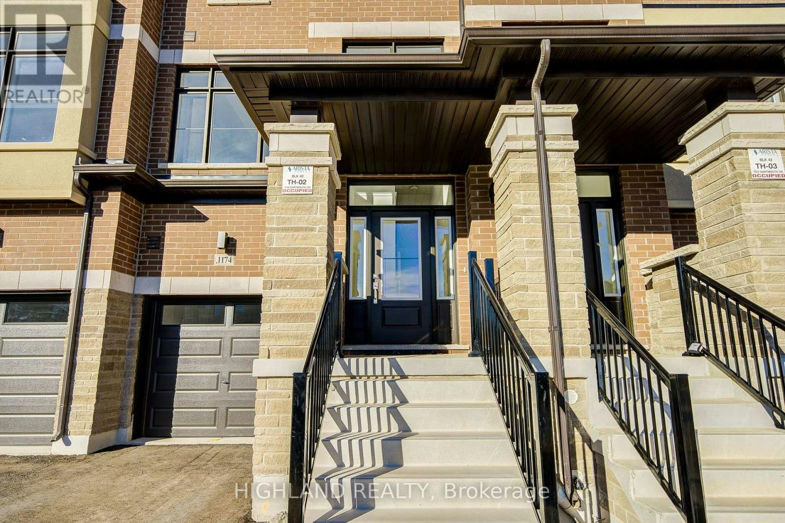 1174 Dartmouth Crescent, Oakville, ON, L6H 8C3 - 2